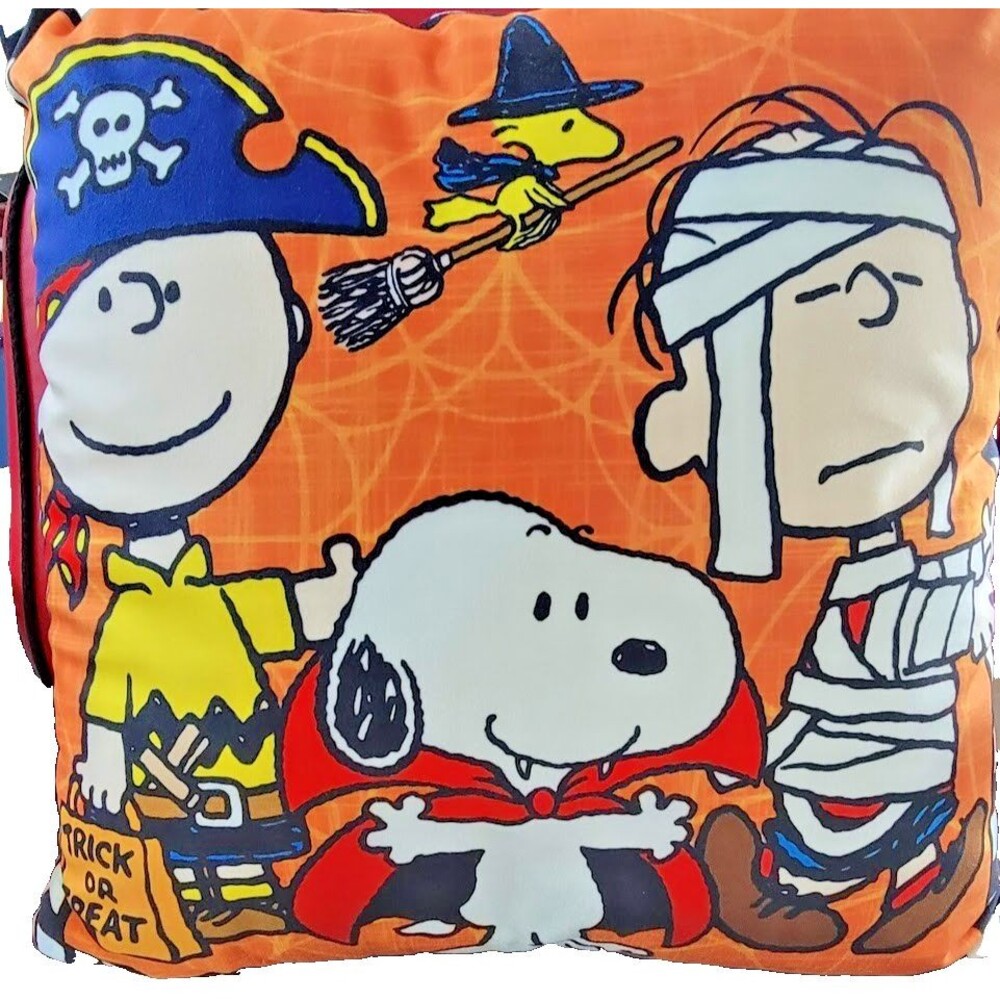 Peanuts Charlie Brown Snoopy Decorative HALLOWEEN Pillow NOURISON 16" X 16" New